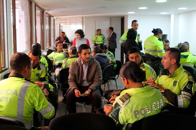 Taller vida en las vías con la Policía de Tránsito