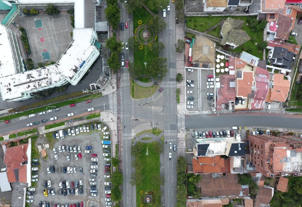 Av. Solano (Cuenca, Ecuador)